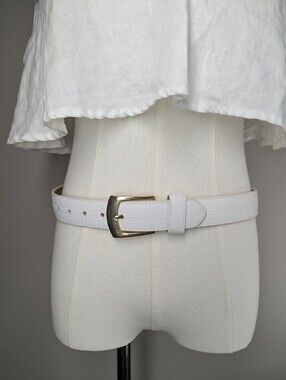Vintage White Women's Leather Belt with Gold Buckle